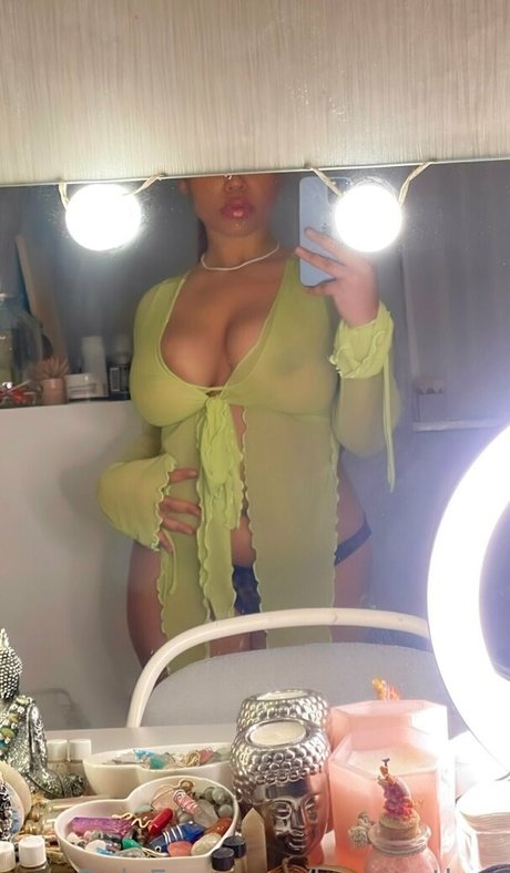 Keanna Theo hot actress images