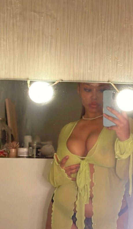 Keanna Theo porn actress pictures