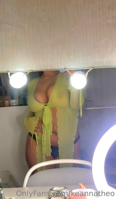 Keanna Theo xxx pornstar image