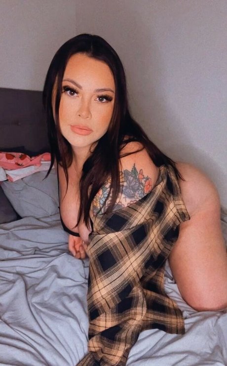 Rozzyrozzzz star erotic photos