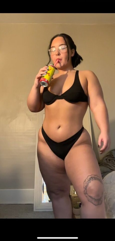 Buffgranola erotic actress pic