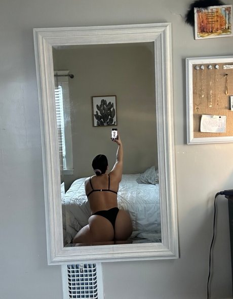 Buffgranola nudes actress pic