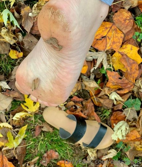 ellesfeet8 model sexy galleries