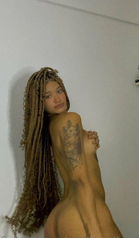 Mirella Santtanna high quality actress pictures