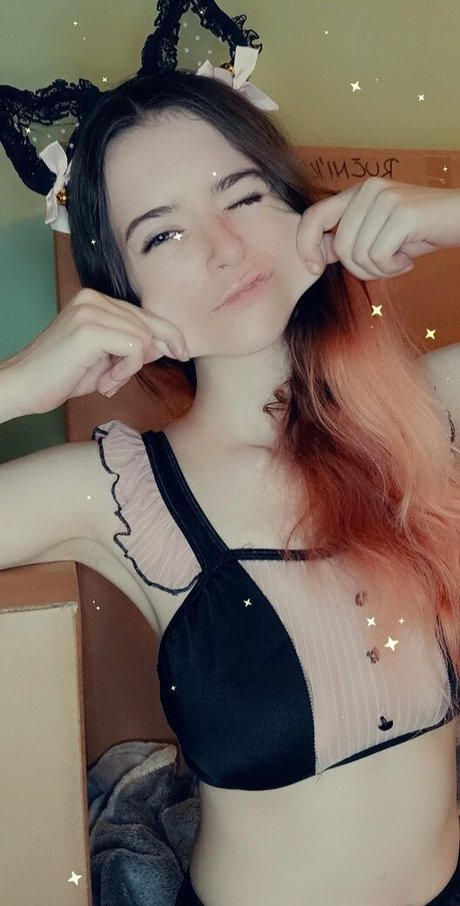 b kitty model pornographic gallery