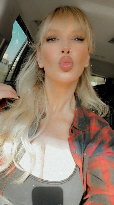 brookebanner pornstar hot photos