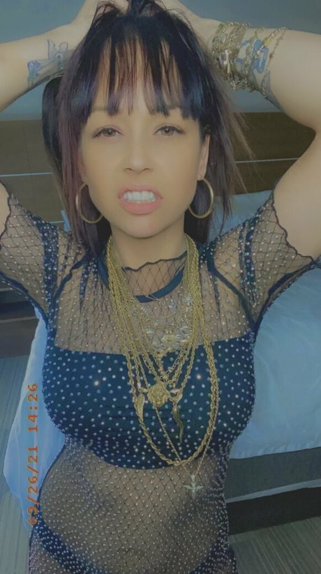 enticingbeauty model nice pic