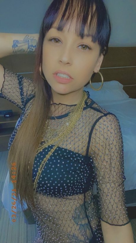 enticingbeauty model hot galleries