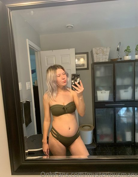 mysteriousmaex model pretty pic