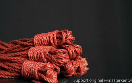 masterkentwplus nude pornstar image