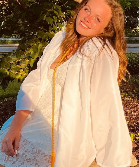 Hannah B pornstar adult images