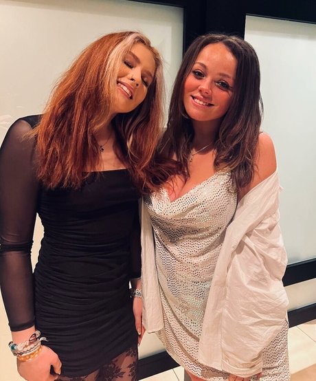 Hannah B star porn image