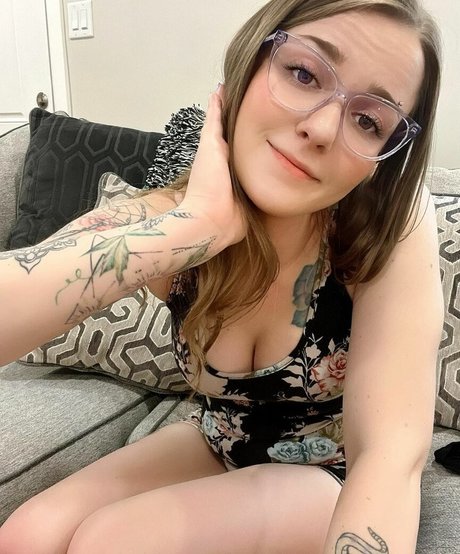 princessbibbly model adult photo