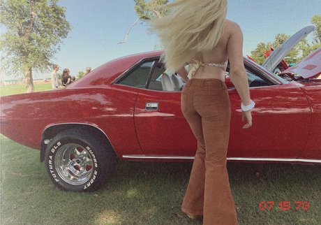 Bigblockblondie pornographic model pictures