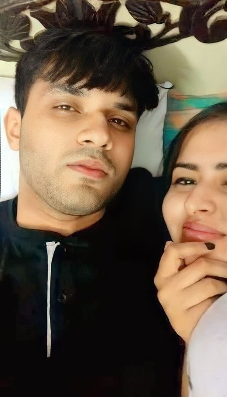 Muskan Malik model naked photo