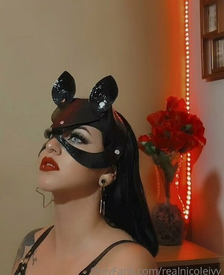 realnicoleivy top pornstar image
