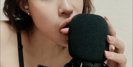 ASMRbyDee high quality pornstar pics