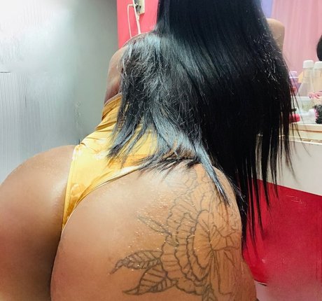 Vannessa Doarte pornstar sexy img