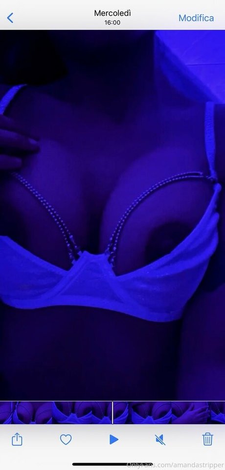 amandastripper xxx star photos