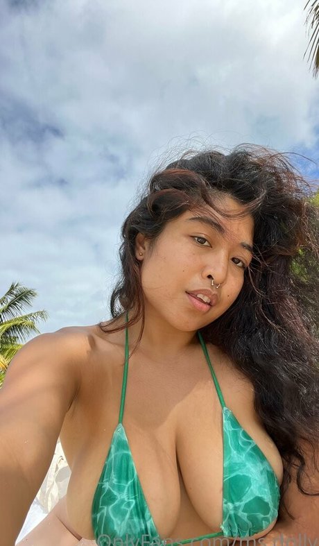 Ms Dolly pretty actress galleries