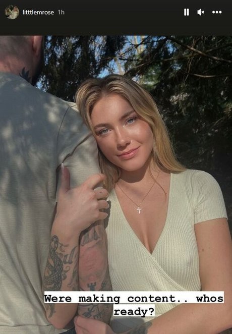 miabiababbyy nude model picture