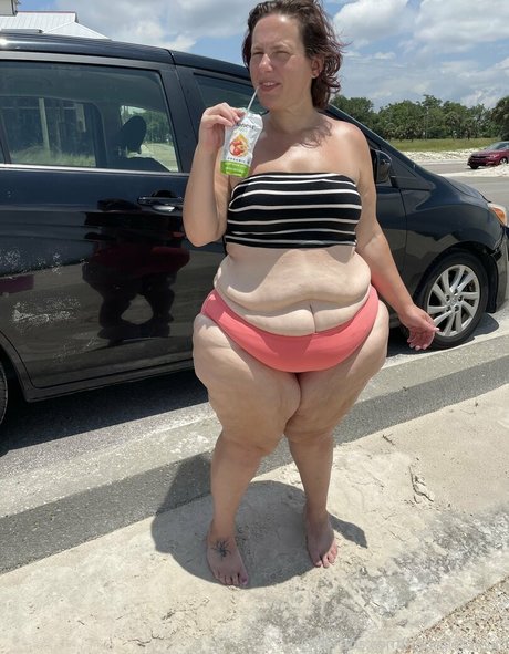 hourglassleigh pornstar nice gallery