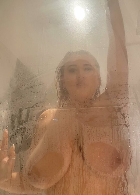 thisislauraxx porn model photo