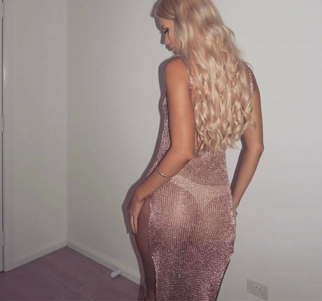 Thalia Hall xxx model galleries