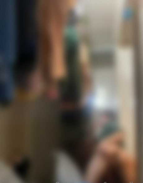 lucas allen nude actress pic