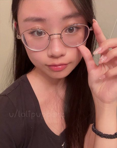 urshortie pornographic star image