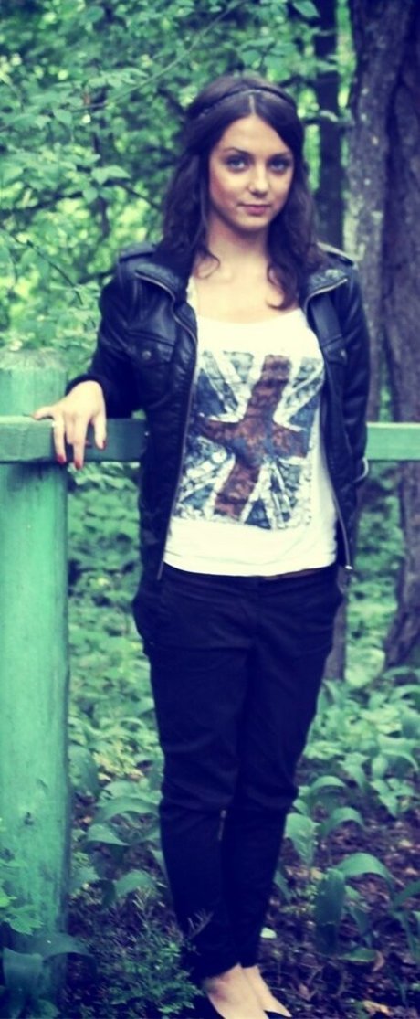 Foxy Di erotic actress picture