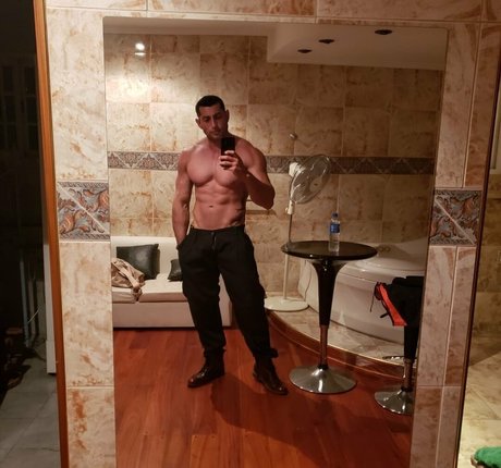 eliseoantoniofree model nice galleries