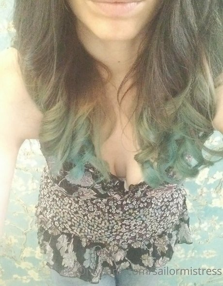 sailormistress model hot img