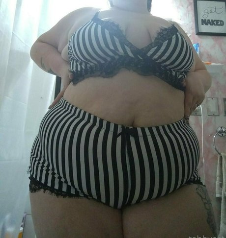 tabby cat95 naked model pictures