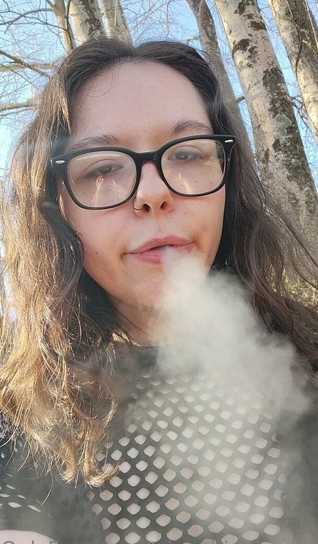 trippyhippie demise nudes actress pics