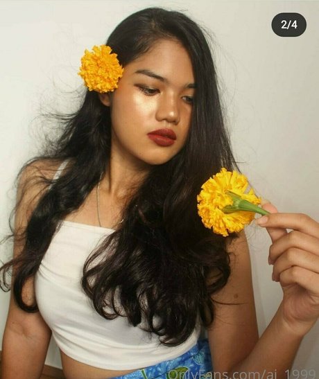 ai 1999 naked model img