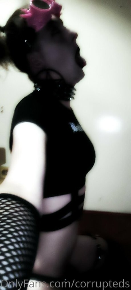 corruptedsissybimbodoll model beautiful images