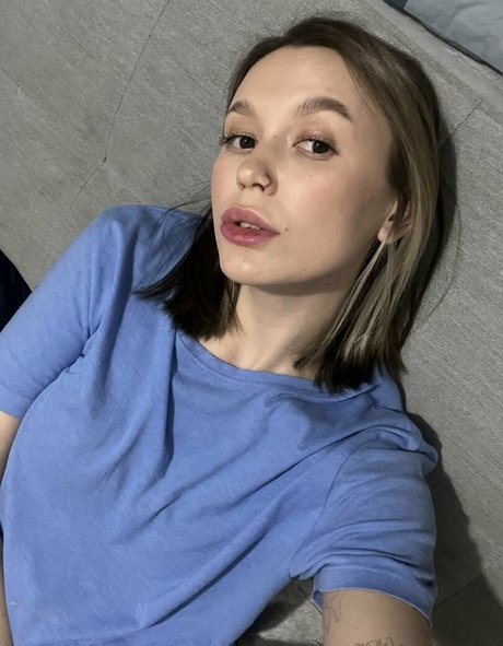 Miraclekity pornstar nude picture