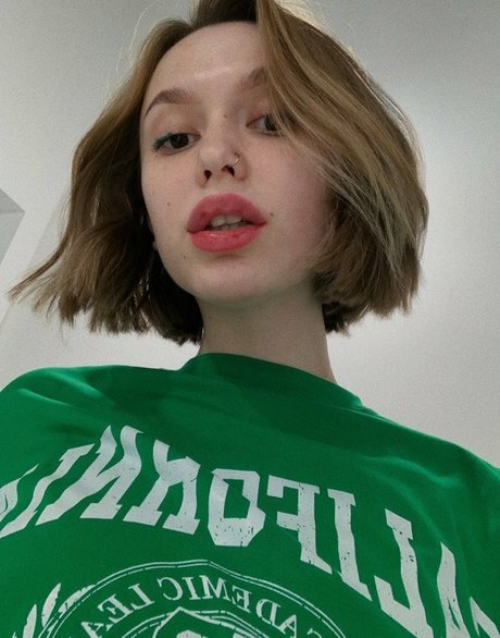 Miraclekity xxx actress pics