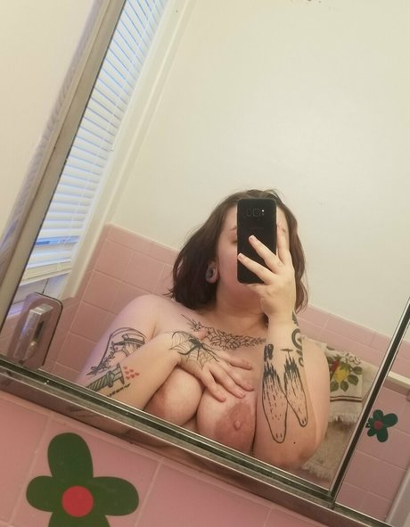 draculuv perfect star galleries