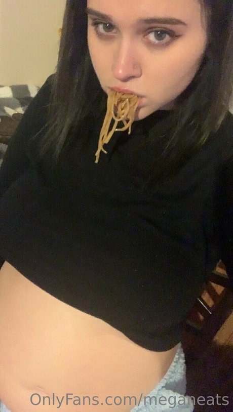 meganeats star adult picture