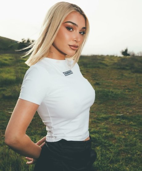 Camaryn Swanson star porn pic