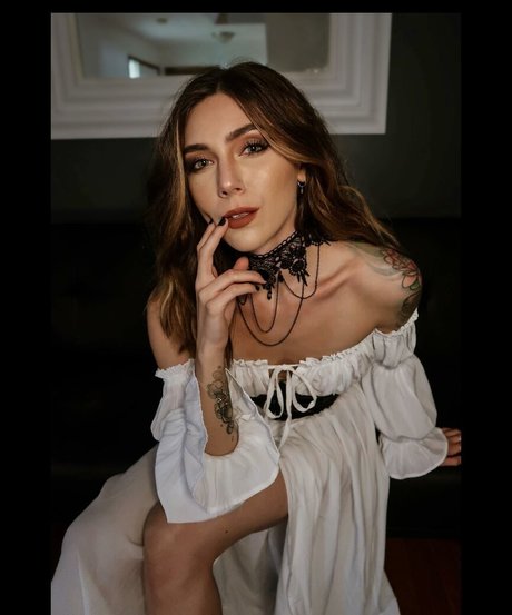 Vavandvoa pornstar naked photo