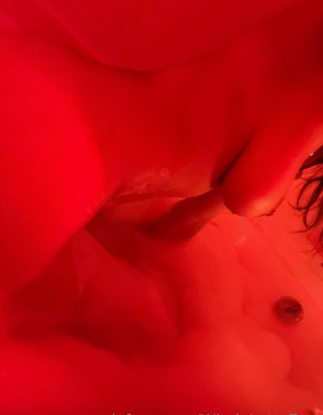 emz v3 hot pornstar photo