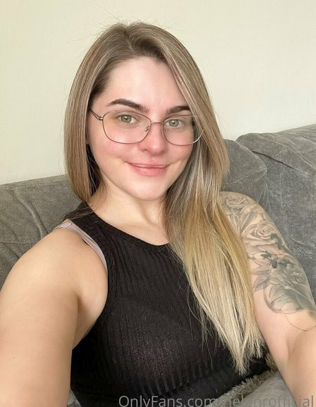 helenrofficial nude actress img