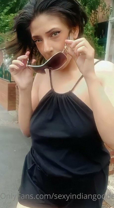 sexyindiangoddess actress pic