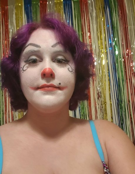 clowndivax xxx actress pic