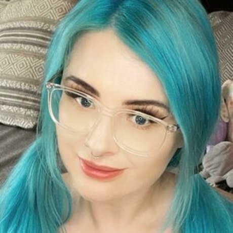 teaganof model naked picture