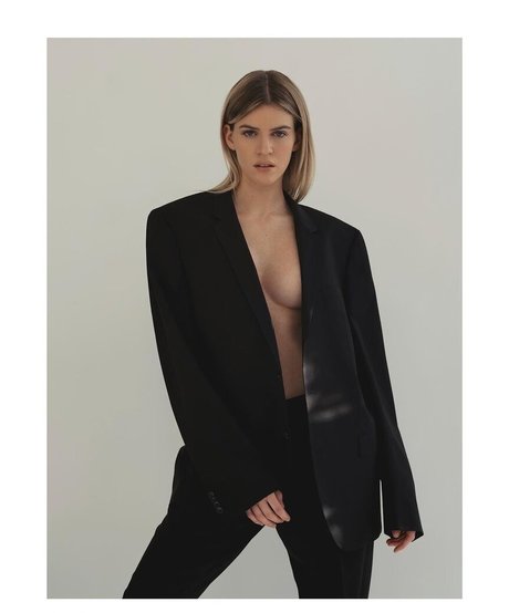 Sara Croce star nude pics