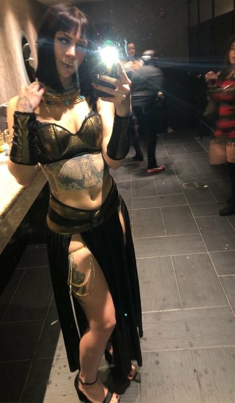 c reign porn model pics